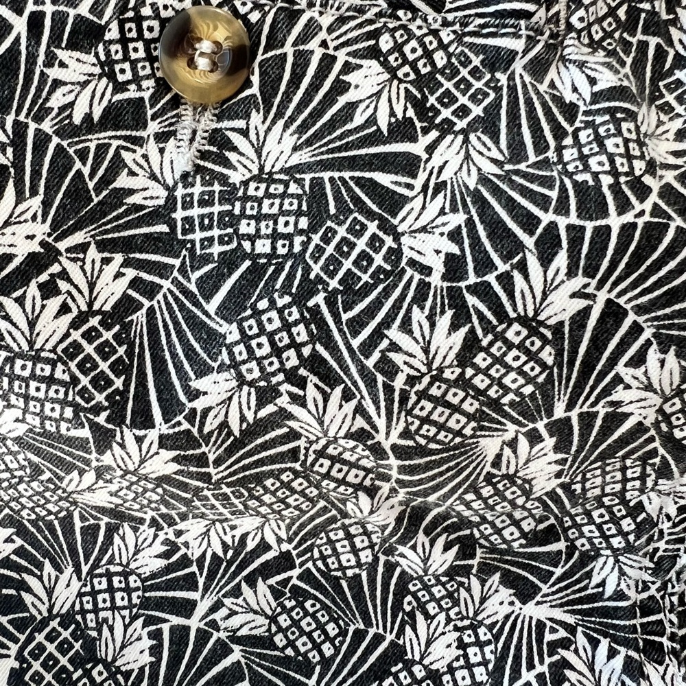 Black and White Pineapple Patterned Pants - by Anthropologie - Size 6